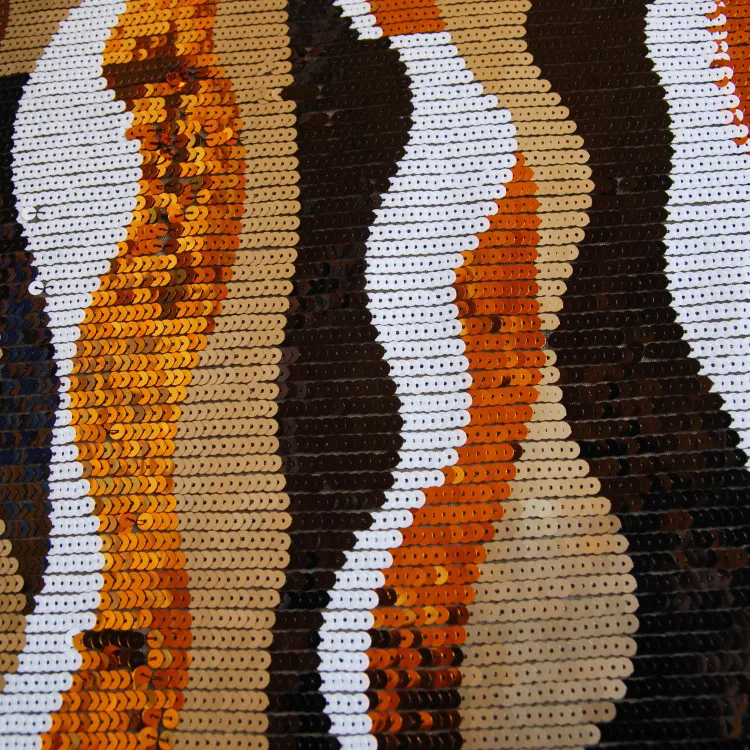 Embroidery sewing machines embroidery machinery industrial 15 needle embroidery machine in India