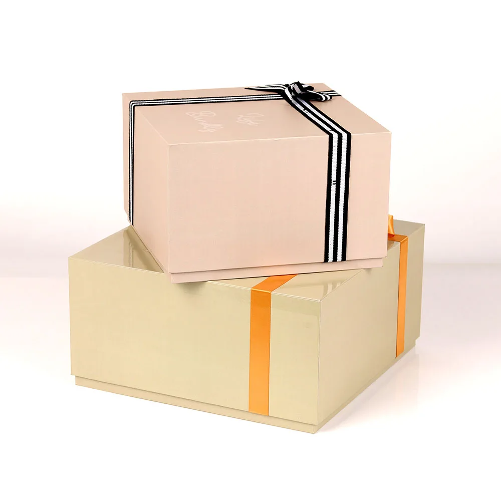Custom Spanish Gift Boxes Valentines Day Paper Box with Handle Happy Birthday Party Fold Gift Box Packaging
