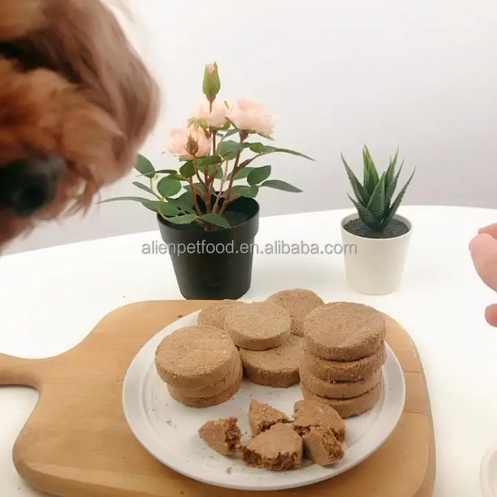 
freeze dried pet snacks treats freeze dried whole chicken pancake dog food freeze dry pet food 