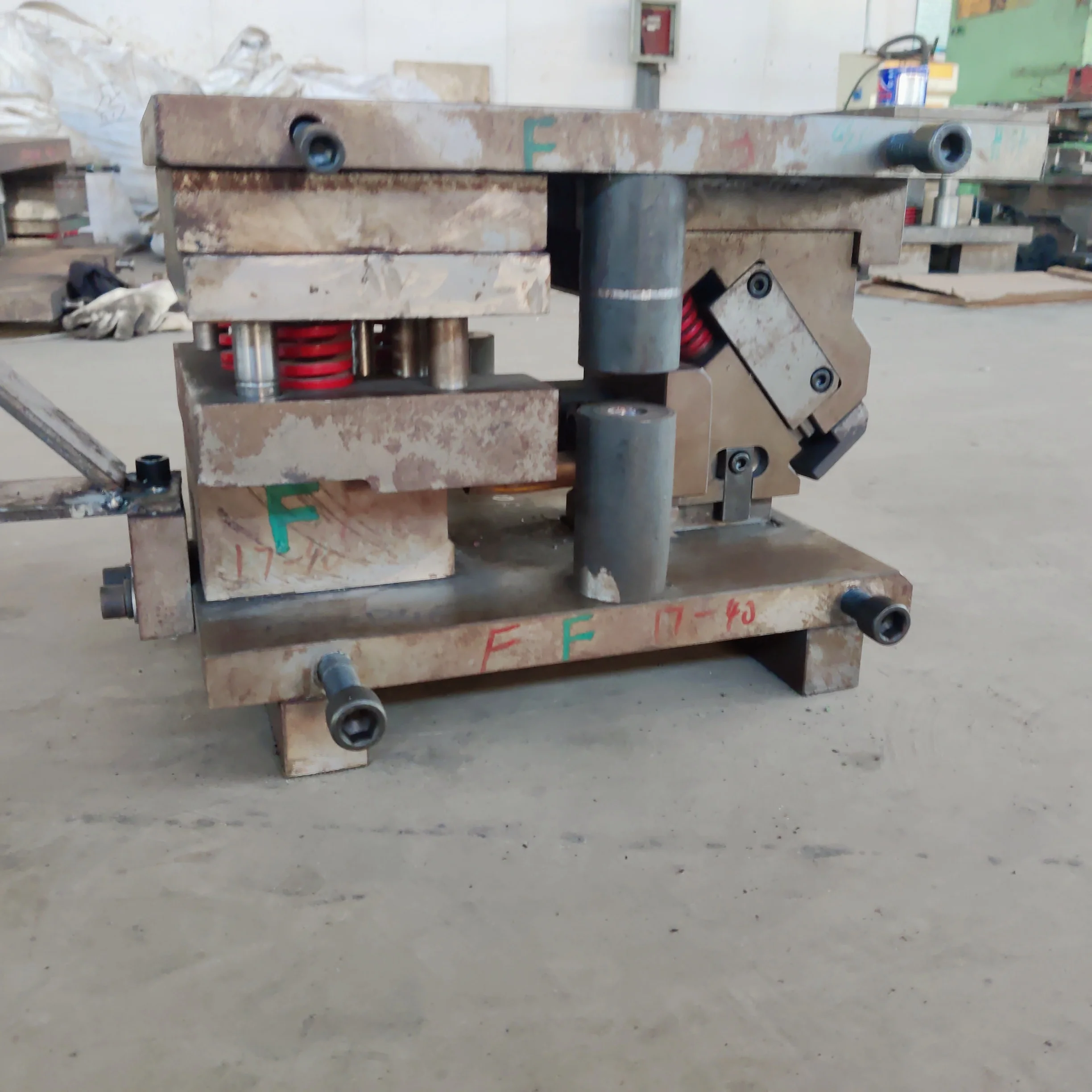 China Manufacturer Bending Machine For Dies Metal Stamping Mold Stainless Steel Die Metal Stamping Press