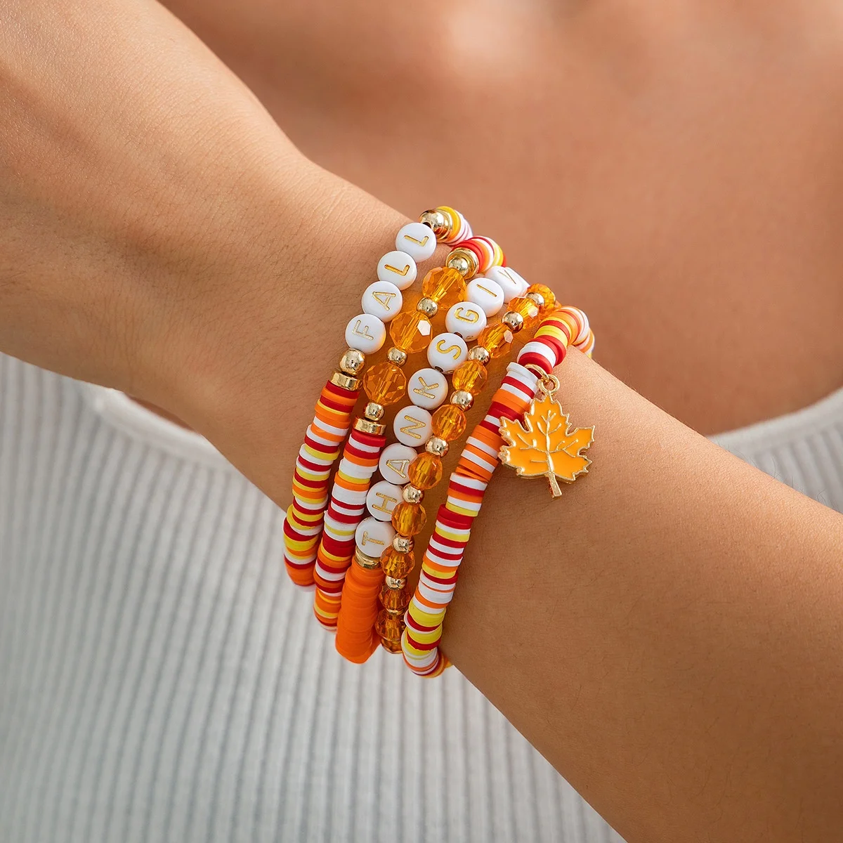 Fashion Colorful Soft Pottery Beaded Bracelet Acrylic English Letter Bracelet Pumpkin Maple Leaf Bracelet for Women Jewelry Gift