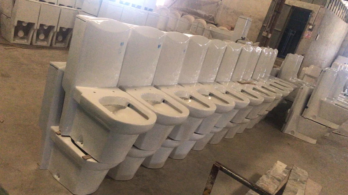 Ванная комната люкс сантехники входная дверь новомодный унитаз KL-M-9046