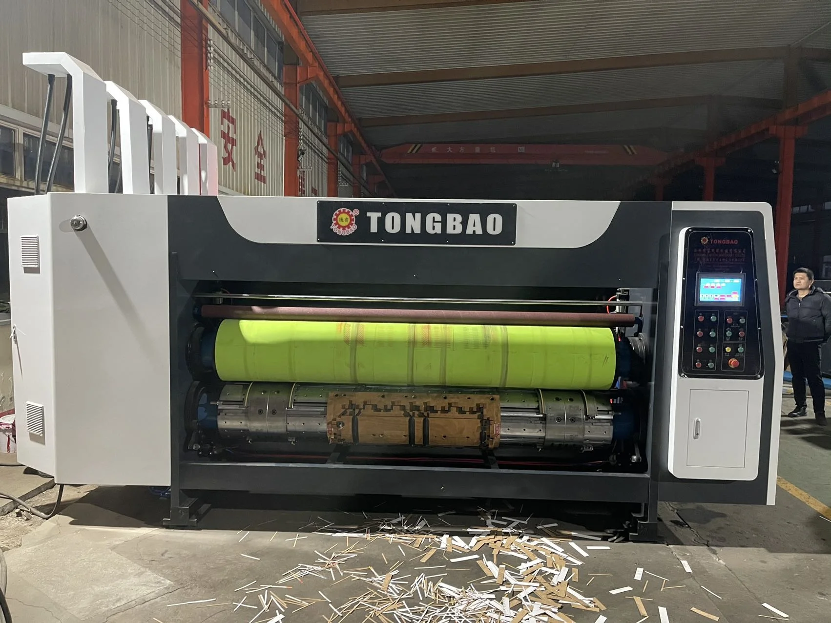 Автоматический высекальный станок с сенсорным экраном, высекальный станок для пиццы, картонных коробок, флексографской печати, высекальный станок