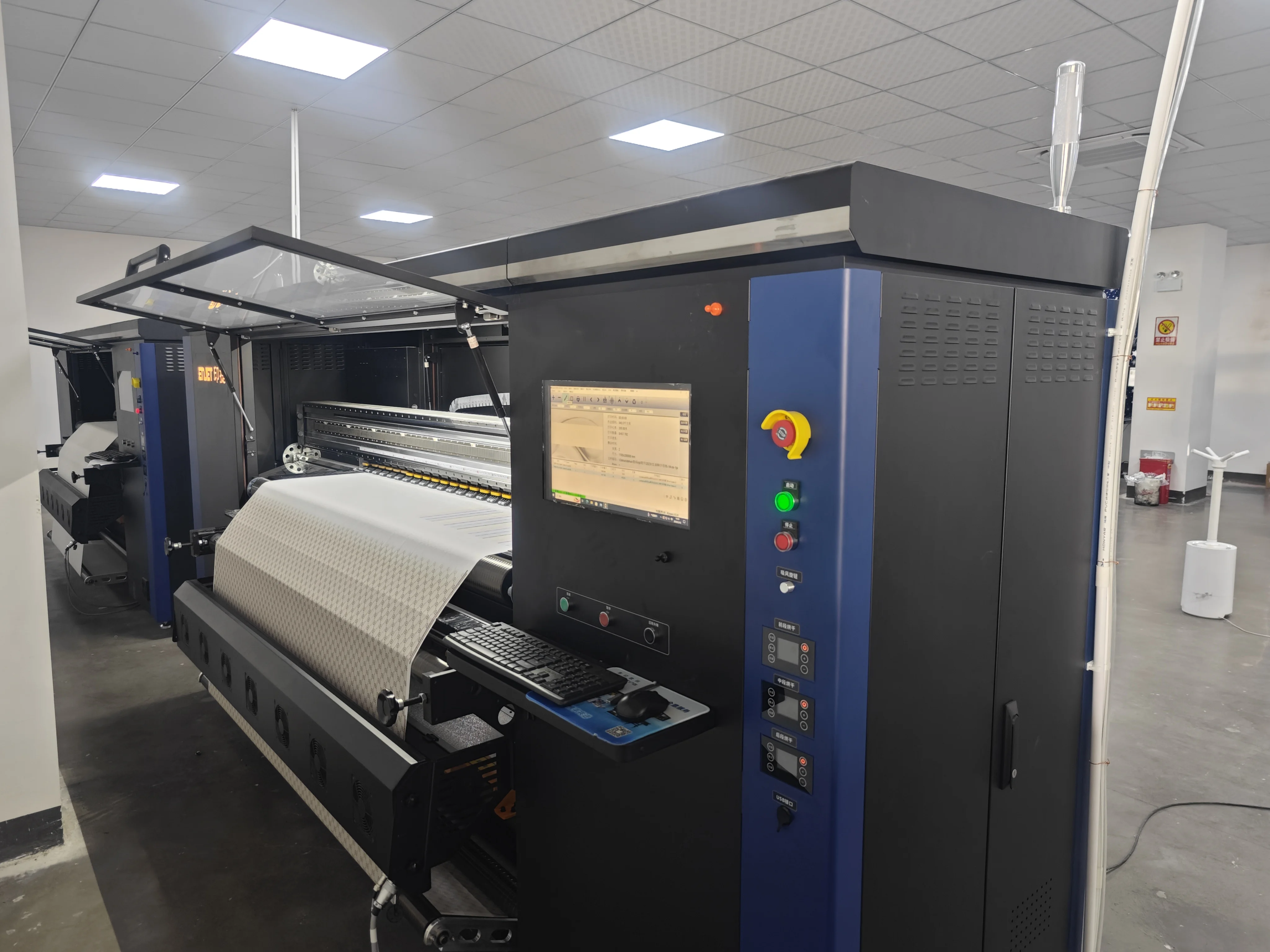 Source Manufacturer Digital Printing Machine Large Width Textile Sublimation Printer
