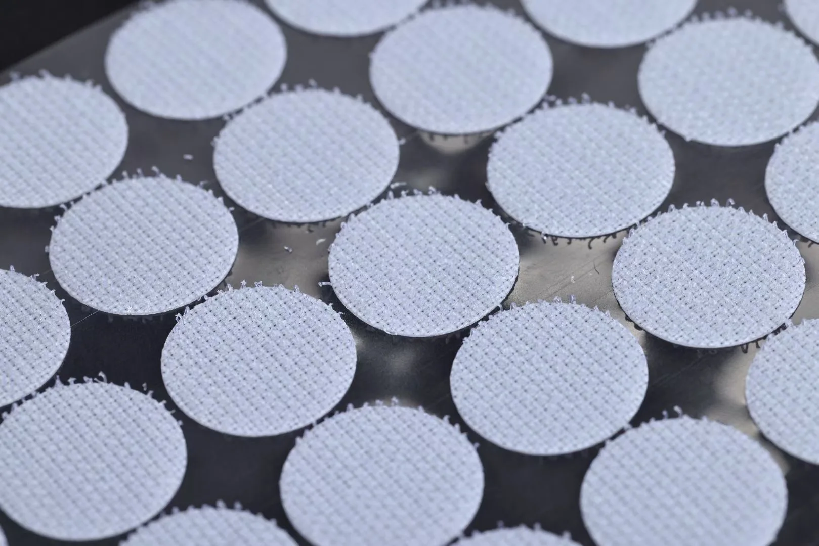 High viscosity diameter 15/20/25 MM Best offer goods in stock Self Adhesive Hook And Loop Fastener dot Tape Hook And Loop