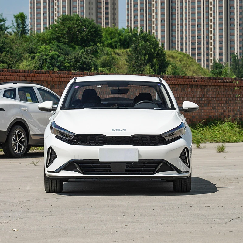 2023 K3 CVT gelbox 4-дверный 5-местный седан аксессуары для рулевого колеса из углеродного волокна с максимальной скоростью 180 км/ч