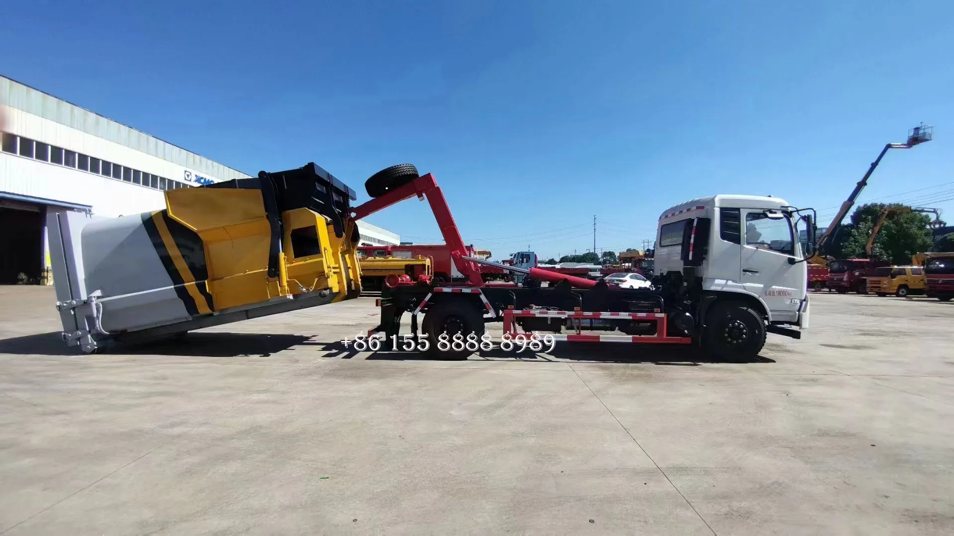 Мусоровоз Dongfeng 4x2 с крюком