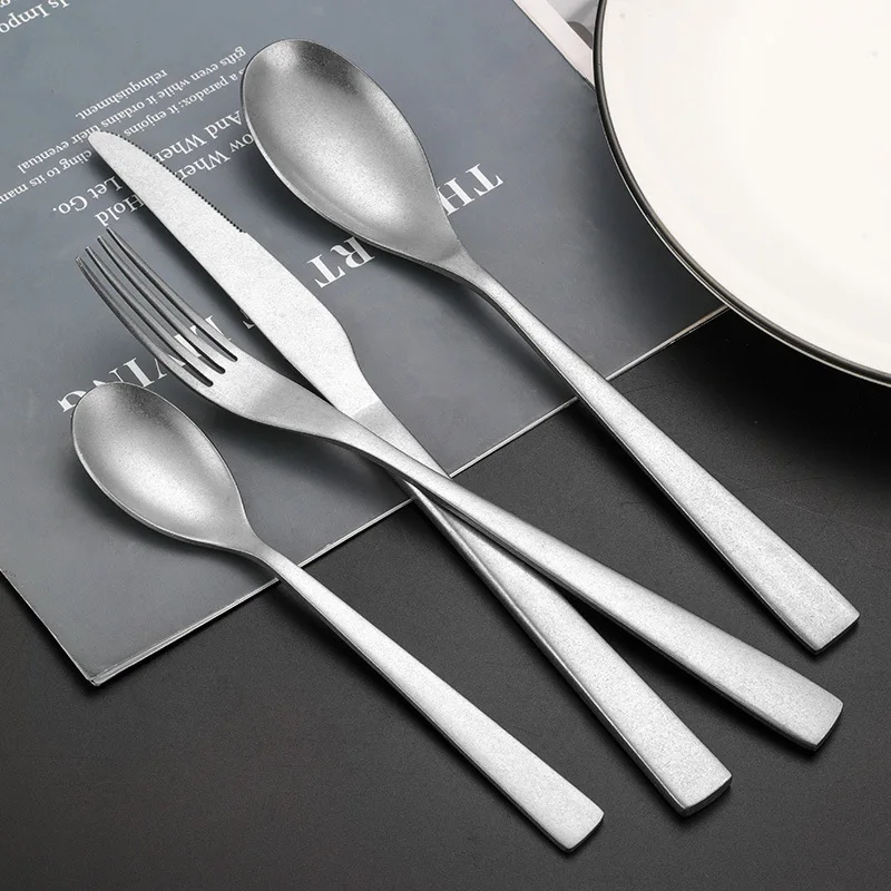 Antique stainless steel silverware cutlery set Western knife fork spoon steak knife four pcs cutlery set