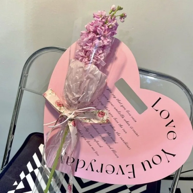 Wholesale Romantic Heart Flower Gift Box Recyclable Rigid Boxes Hot Style Favor Design Ceremonies Matt Lamination Embossing