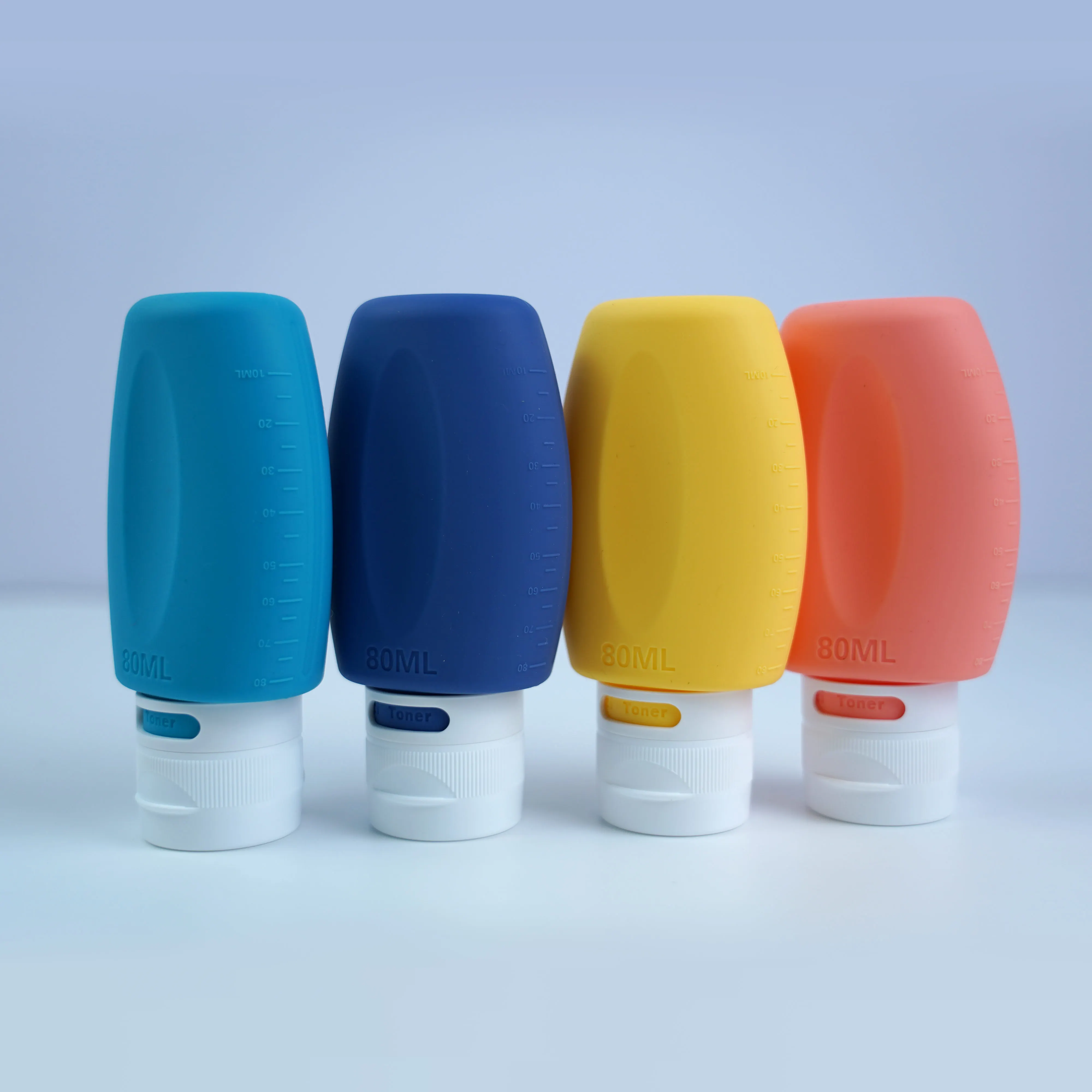 Wholesale Portable Cute Leak Proof Cosmetic Shampoo Travel Kit Silicone Travel Bottle Set