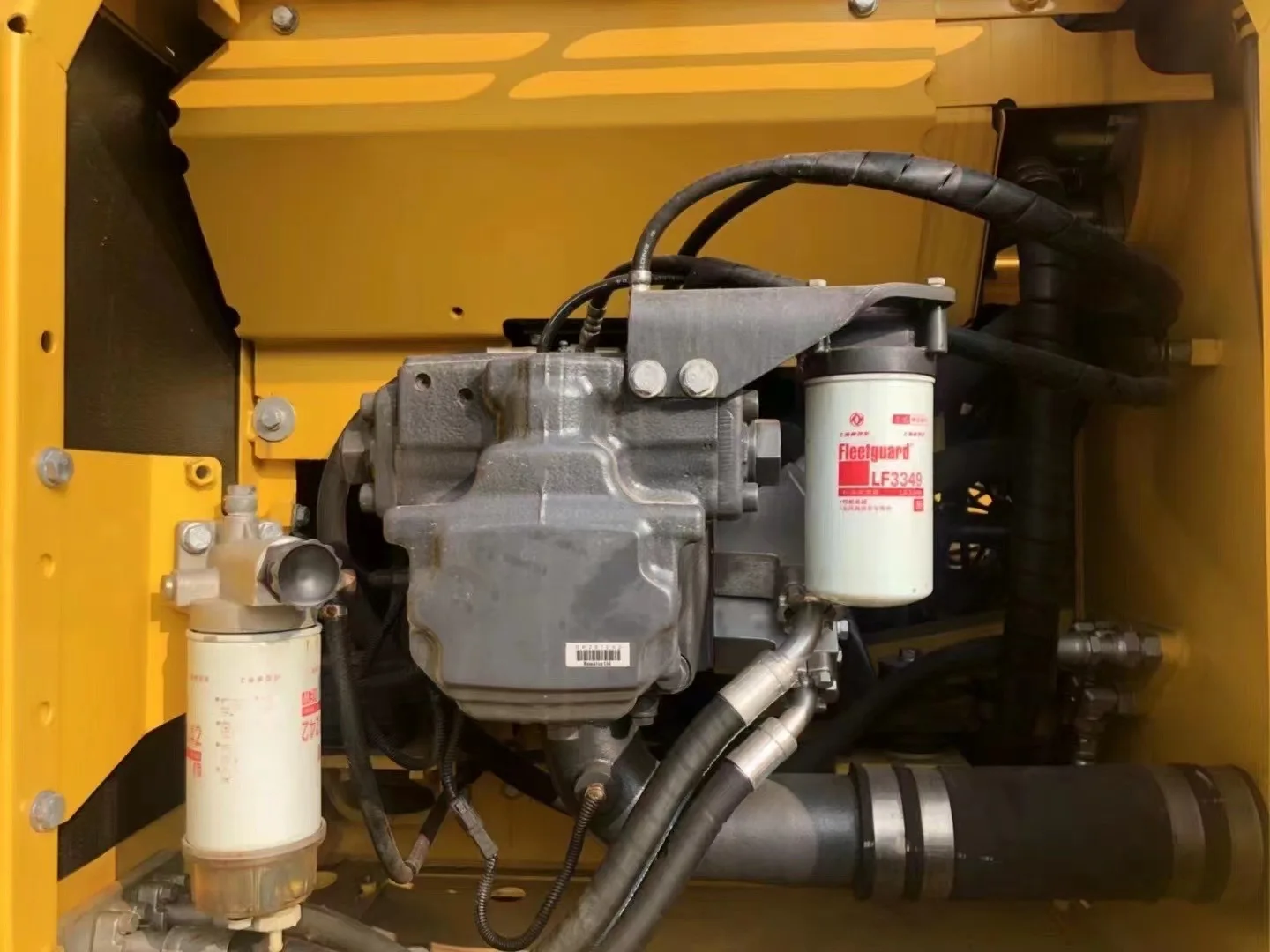 Panic Buying Best Selling Well-Maintained Used  Komatsu 24 tons PC240 Crawler Excavator For Construction.