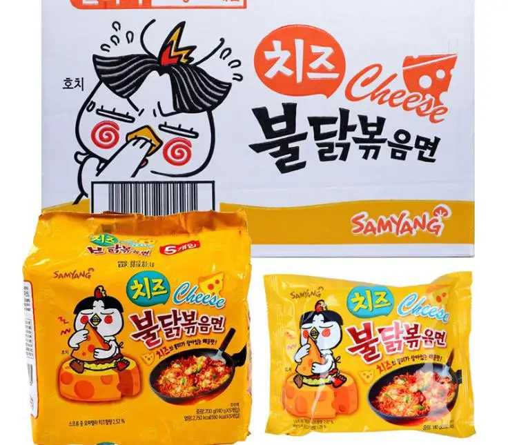 Популярная еда по всему миру и Корее очень вкусная Корейская лапша острая Горячая курица