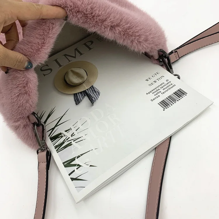 faux fur bag 6.jpg