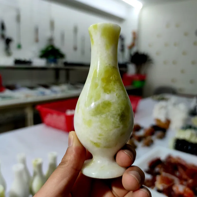 
Hot Selling Sale Crystal Stone Carved Polishing Quartz Sculpture Craft For Gifts 