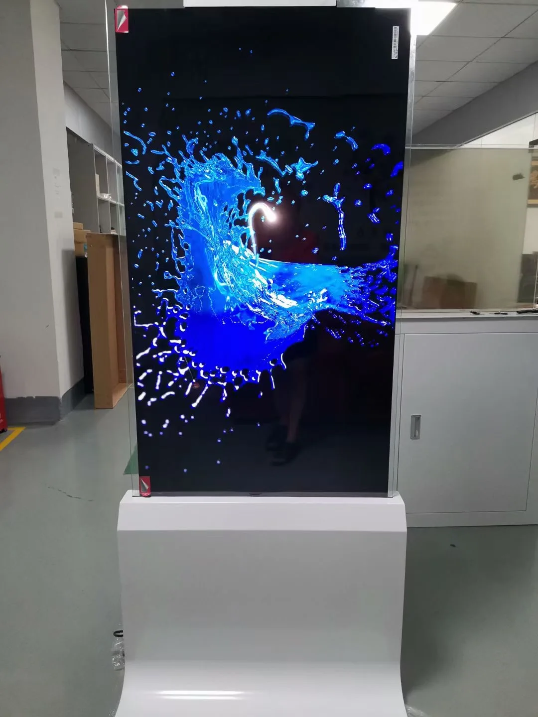 Indoor Advertising Signboard Interactive Smart kiosk 55inch Vertical Dual System Android Windows OLED Touchable display