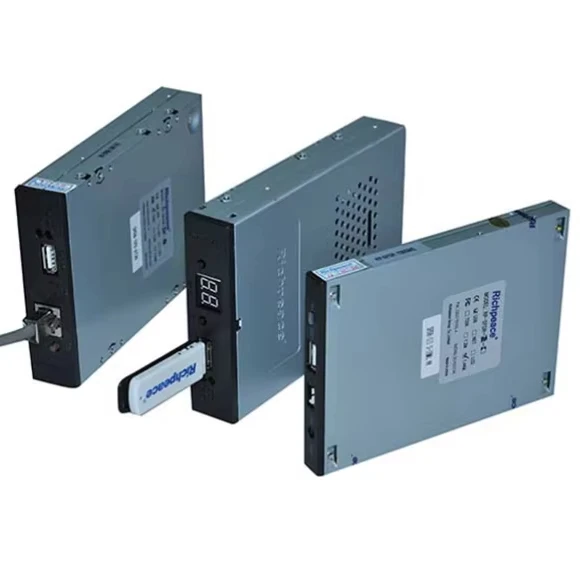 USB floppy drive on Tria ESA 7500 controller emulator