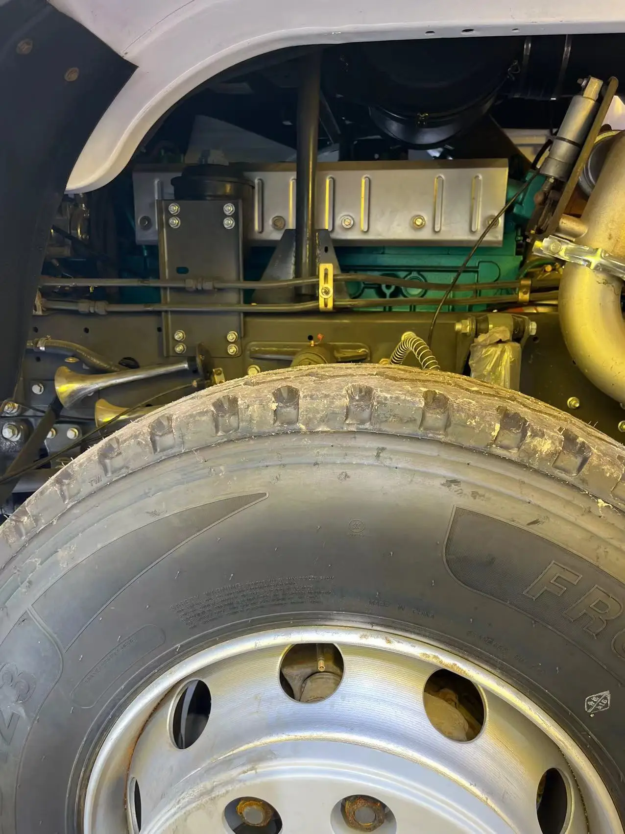 Used Sinotruck HOWO 8X4 371/375/420HP Dump Truck Price Used Tipper Trucks for Sale