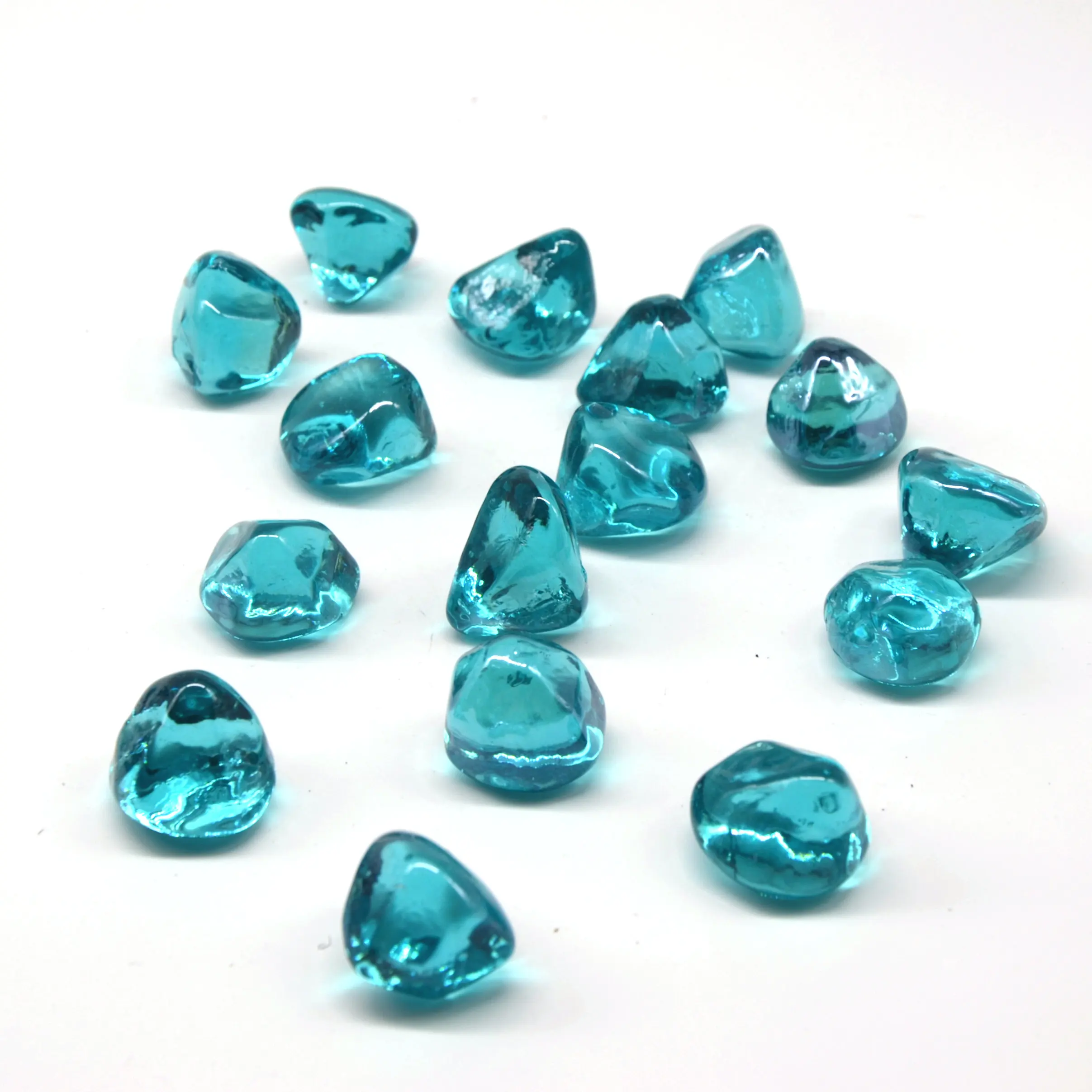 Производитель бриллиантовых камней небесно-голубого цвета стеклянные камни для камина и озеленения сухих