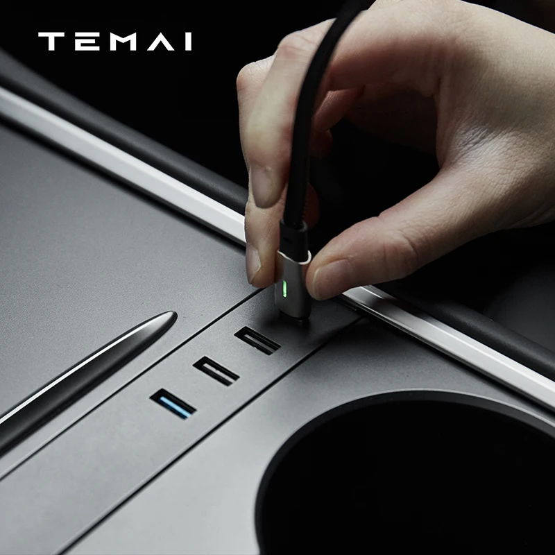 Hot Sell Wholesale Center Console LED Hub 4 in 1 port Fast Charger USB Expander docking Station for Tesla