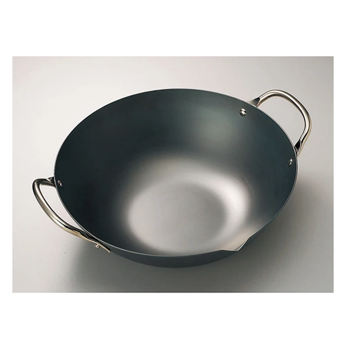 Rust-Resistant Iron Wok Pan with Non-Stick Coating Easy Handle Chinese Style for Gas and Induction Stoves Includes Pot Lid
