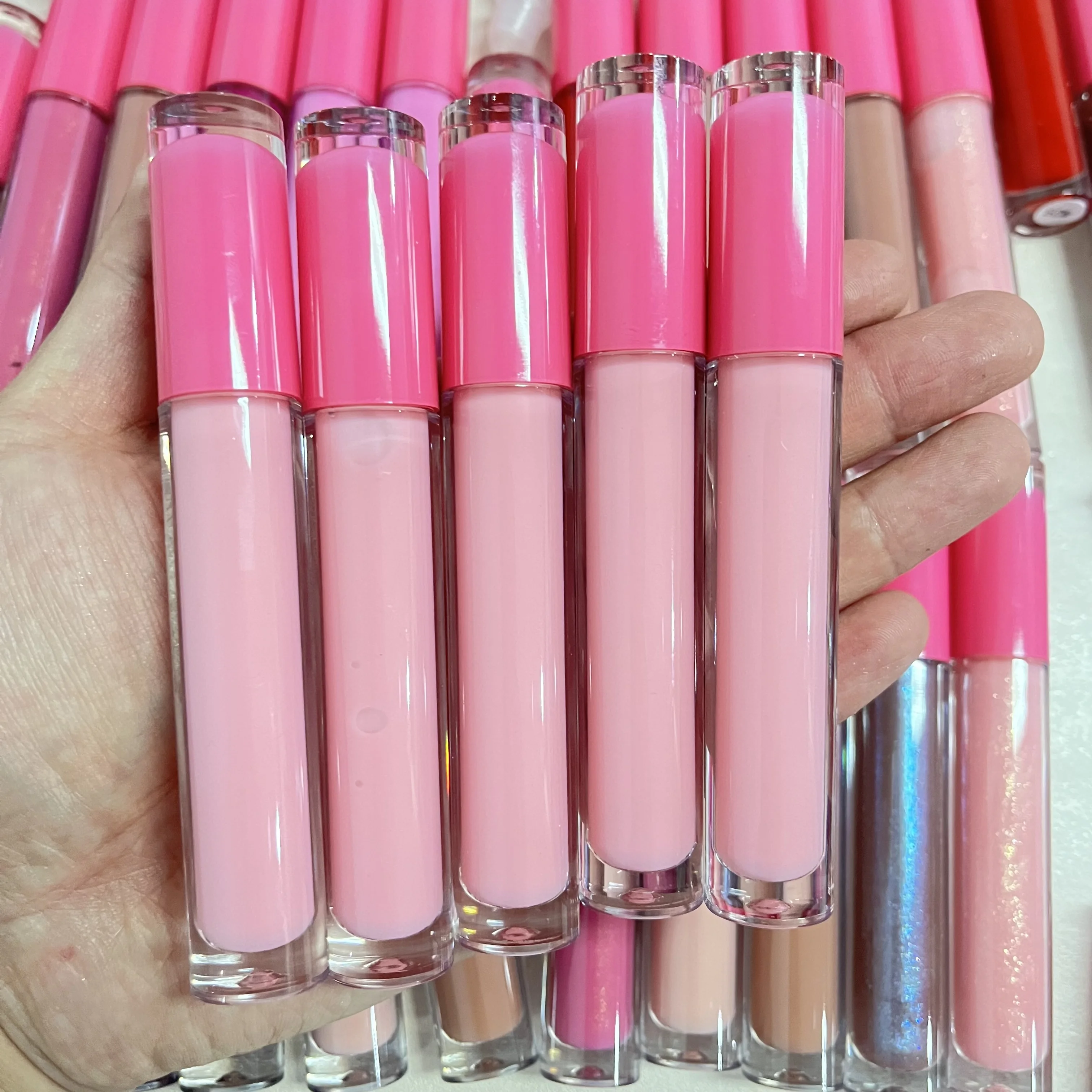 Lipgloss vendor wholesale private label  pink clear tube vegan lip gloss custom