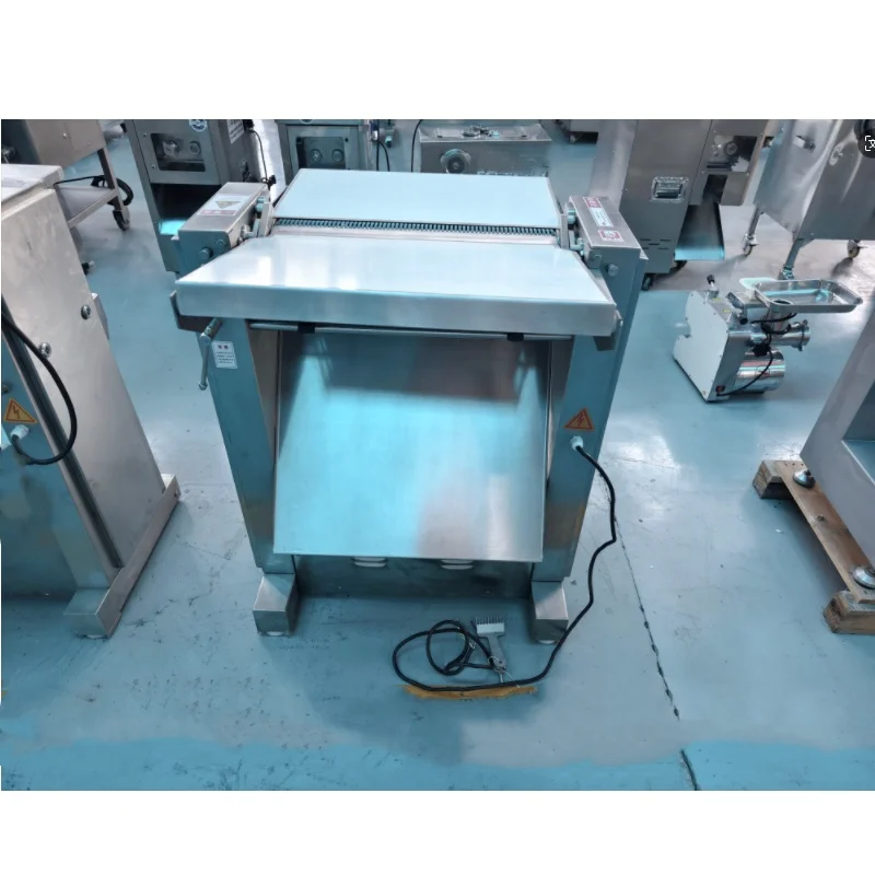 Cleaning Pork Beef Pig Chicken Skin Slicing Peeling Cutting Machine Meat Skin Peeling Machine