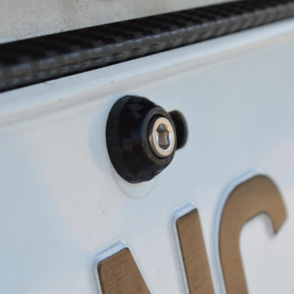 
Carbon Fiber-Like Car License Plate Decorative Bolts (4pcs) 