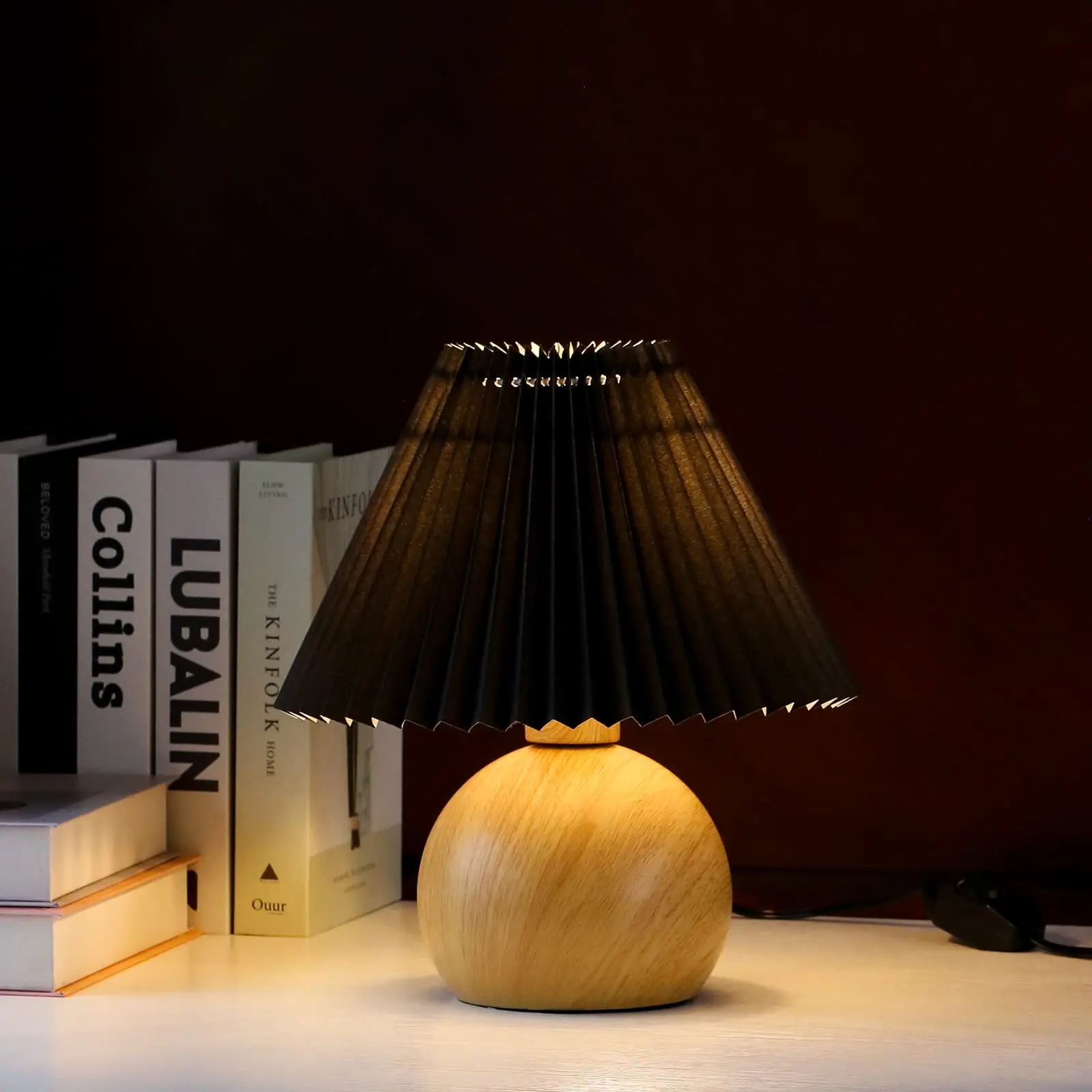Creative Hot Sell Small Table Lamp Modern Bedside Lamp With DIY Black Lampshade Metal Base Lamp for Bedroom