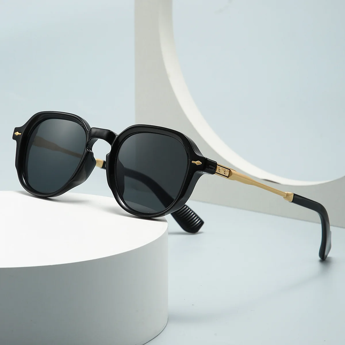 2024 new small frame SUNGLASSES fashionable retro SUNGLASSES 6068