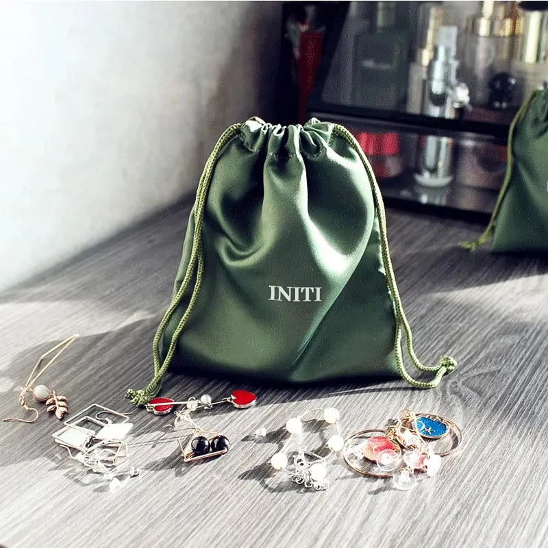Dustproof Drawstring Storage Skincare Bag Green Bundle Satin Pouch Silk Drawstring Bags with Logo for Hair Wig Jewelry Packaging