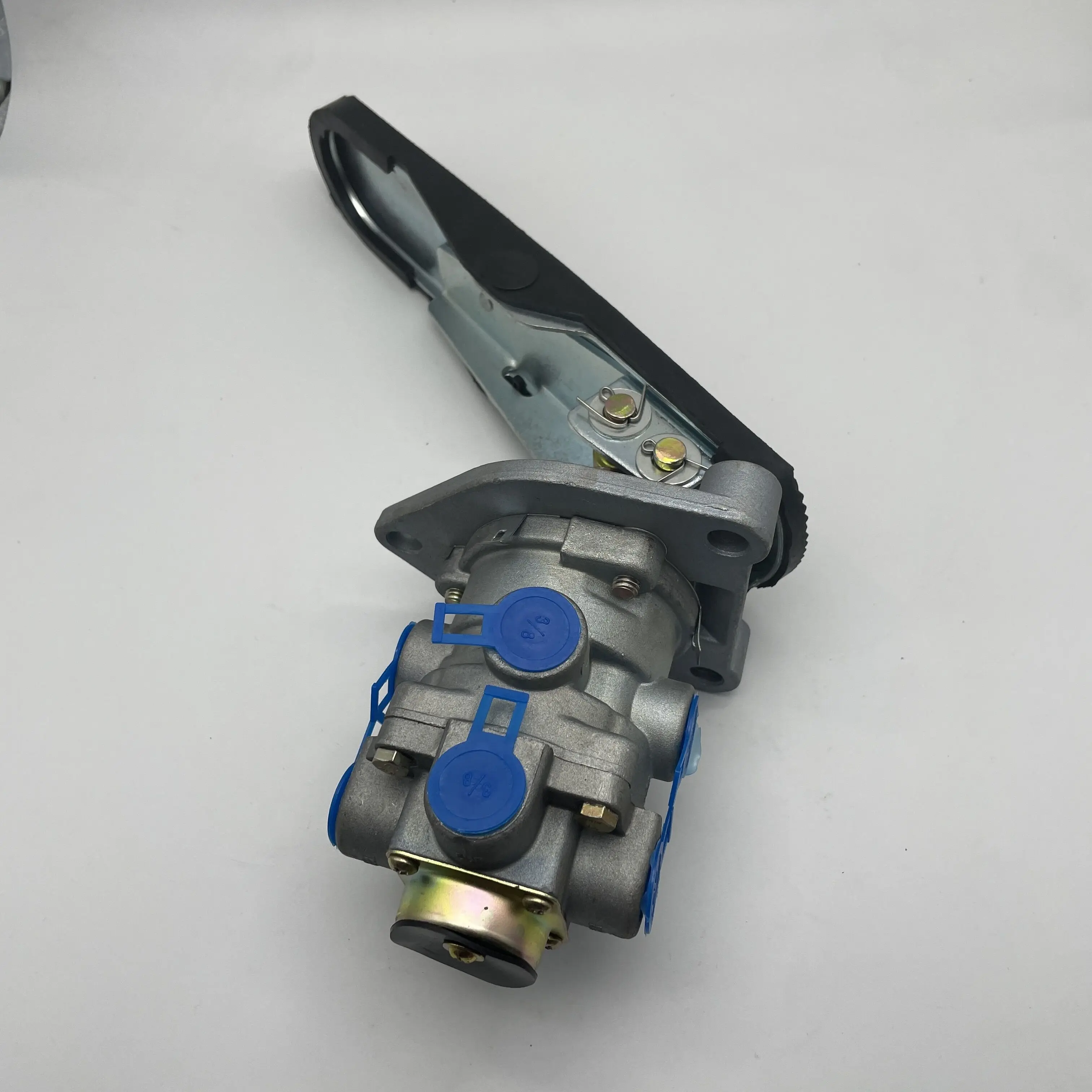 Производители с хорошим спросом и высоким качеством E-6 ножной тормоз мастер насосов тормозные цилиндры педаль тормоза клапаны