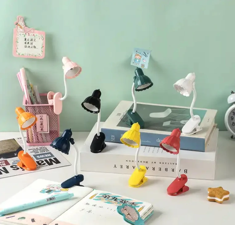 New mini portable clip small desk lamp random Angle rotation free bending small book clip night light