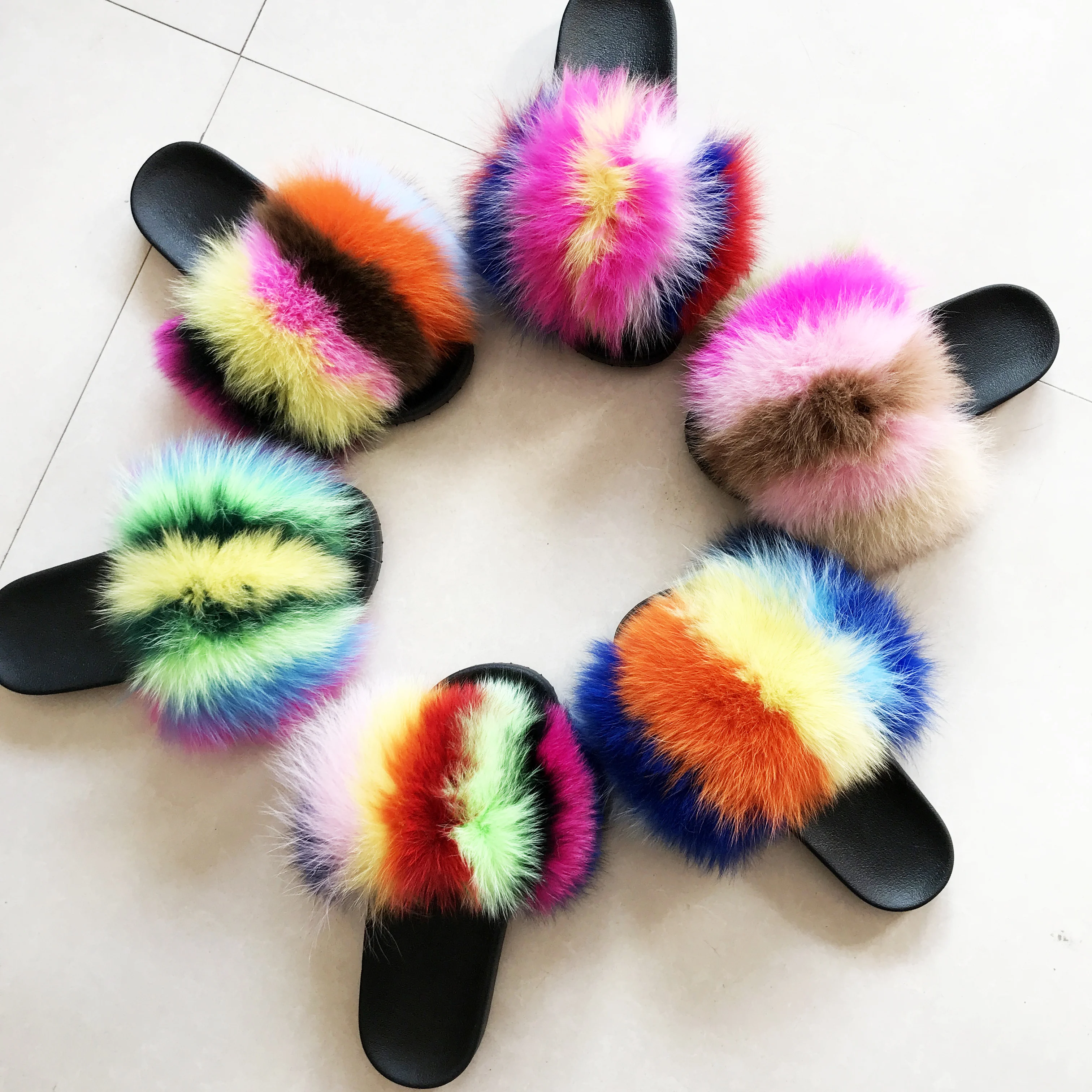 
Luxury Custom Cute Green Pink Black White Real Fur Furry Fluffy Pom Pom Animal Outdoor Indoor House Shoe Slide Slipper for Women 