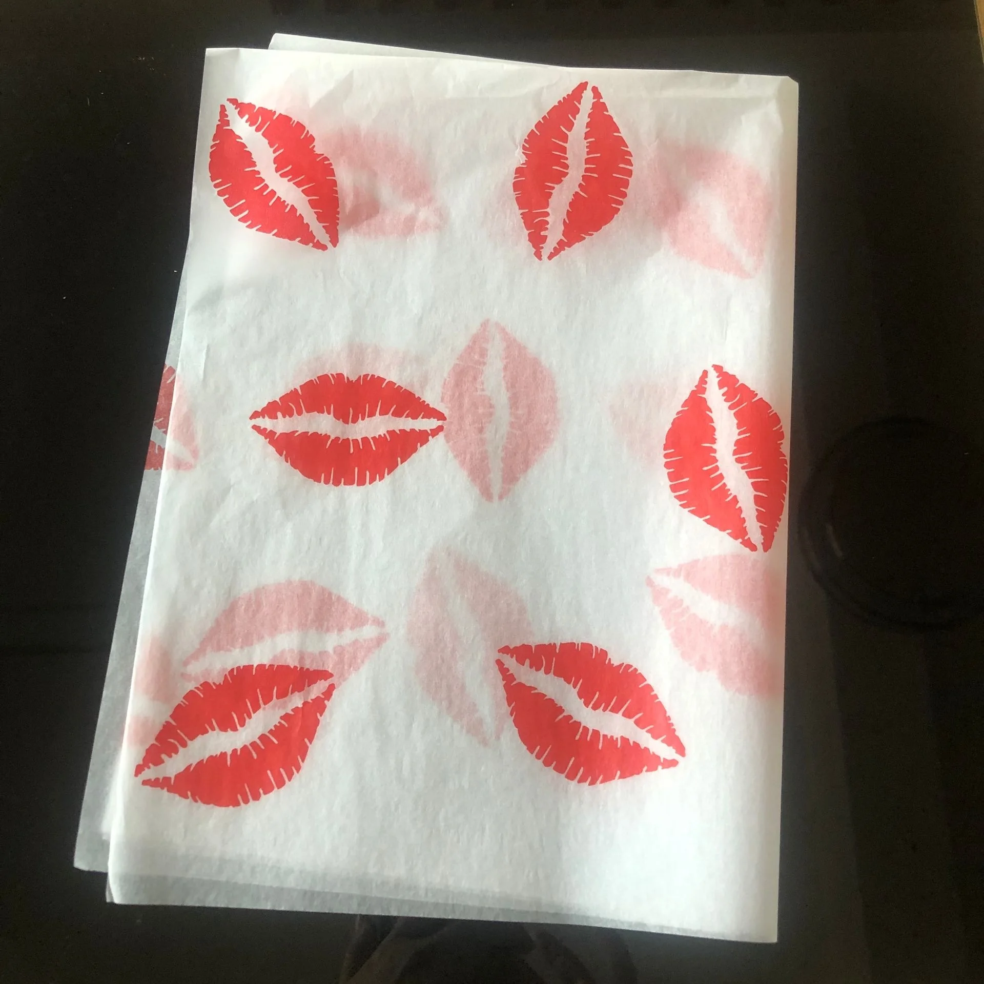 17g Acid Free White Tissue Paper with Lip logo printed in 15x20 inch
