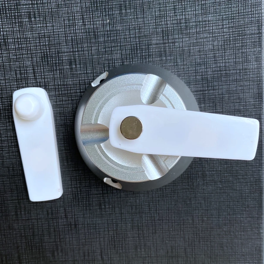 RUIFEIDI  EAS Tag Garment Magnetic Little Bat AM 58Khz EAS Security Alarm Hard Tag with Pin for Appeal Store Antitheft