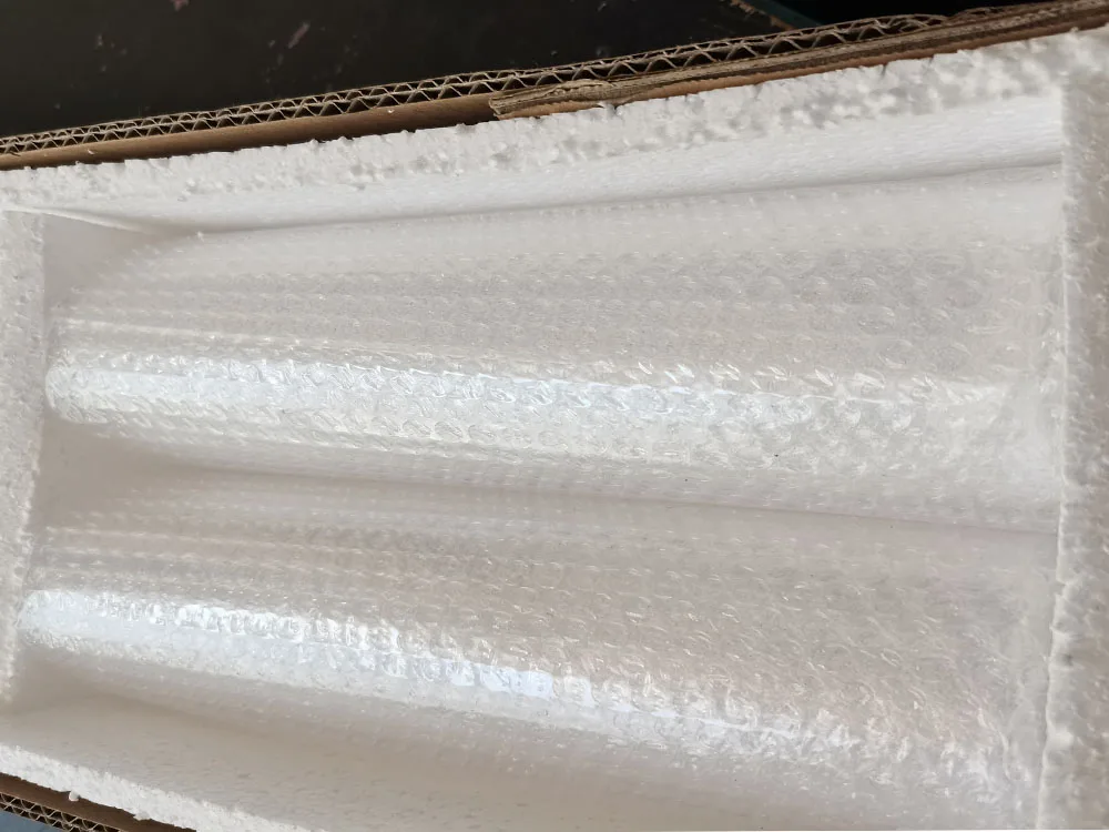  High temperature resistant frosted cream heated quartz glass tube with one end closed round