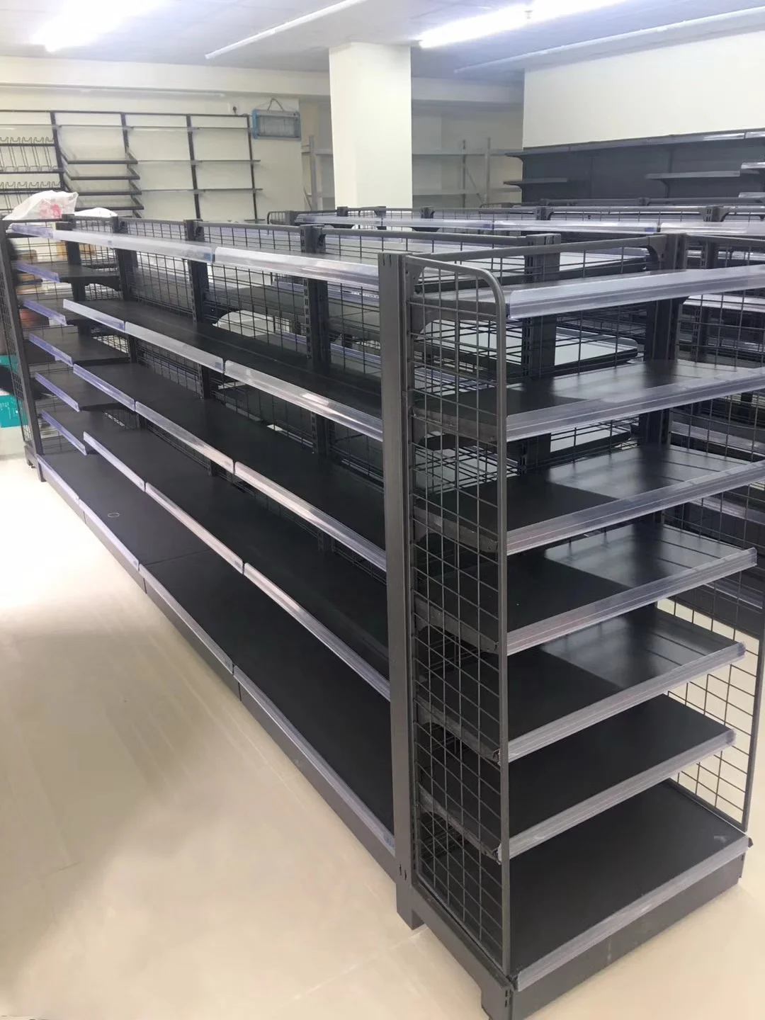 Metal wire mesh back net panel supermarket gondola shelf