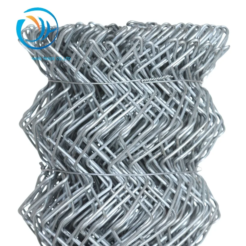 China galvanized used diamond 6 ft black chain link fence price cyclone fence for farm