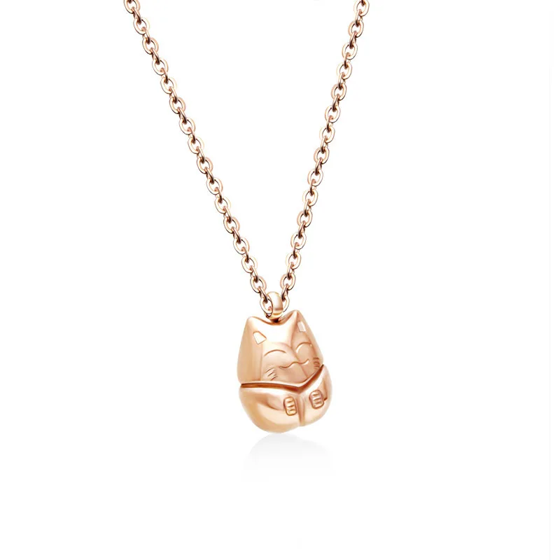 2023 fashion new stainless steel 18K gold texture light luxury lucky cat pendant rose gold necklace