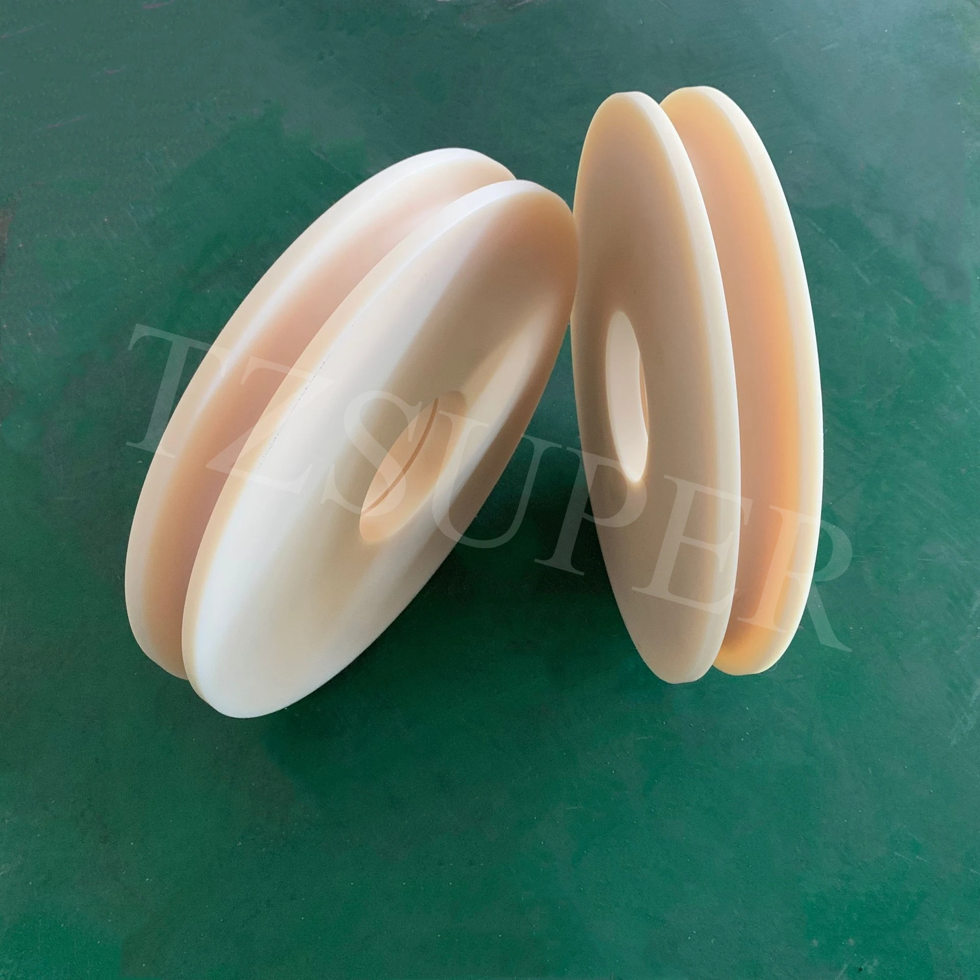 Good Abrasion Resistant Polyamide Nylon Pulley Wheel