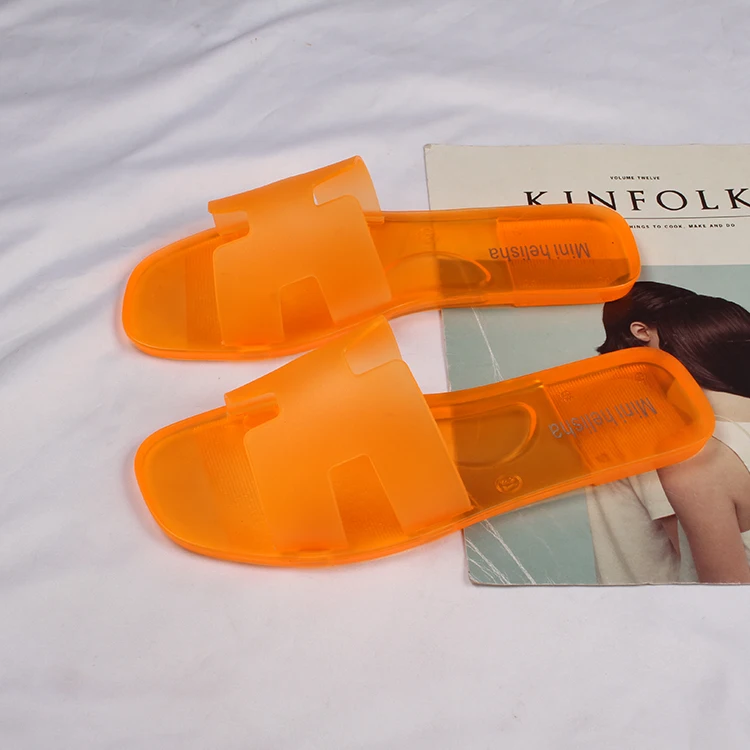 2022 Hot sale ladies jelly sandals cheap slippers ladies plus size jelly sandals Hot