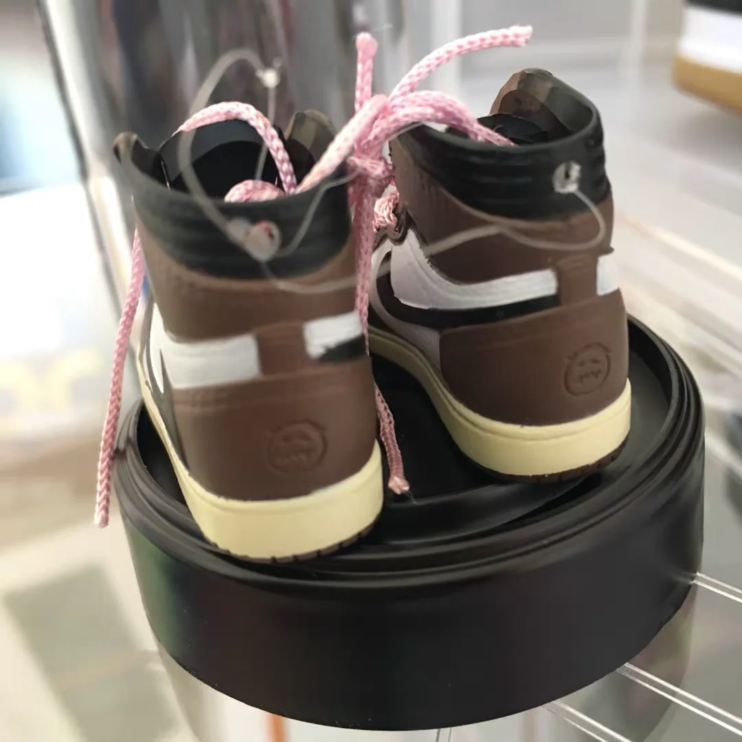 
Handmade AJ jordan 3d sneaker shoe keychain 