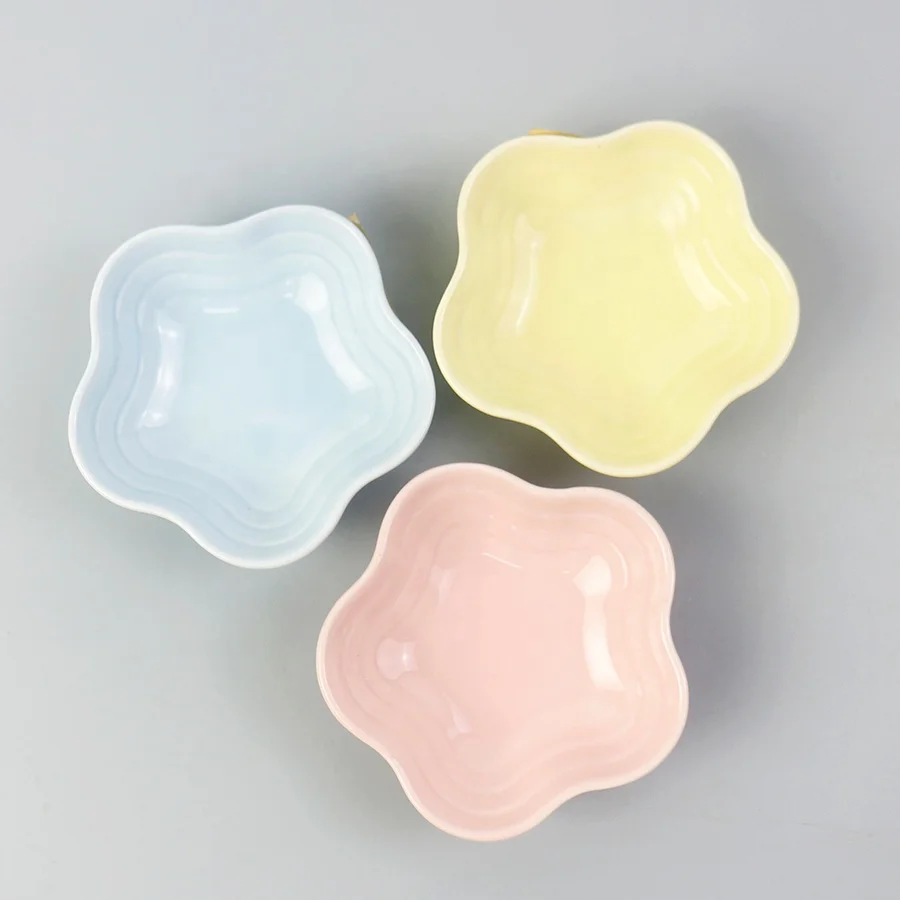 Creative Ceramic Cherry Blossom Saucer Glazed Small Dishes Dip Bowl for Dinner