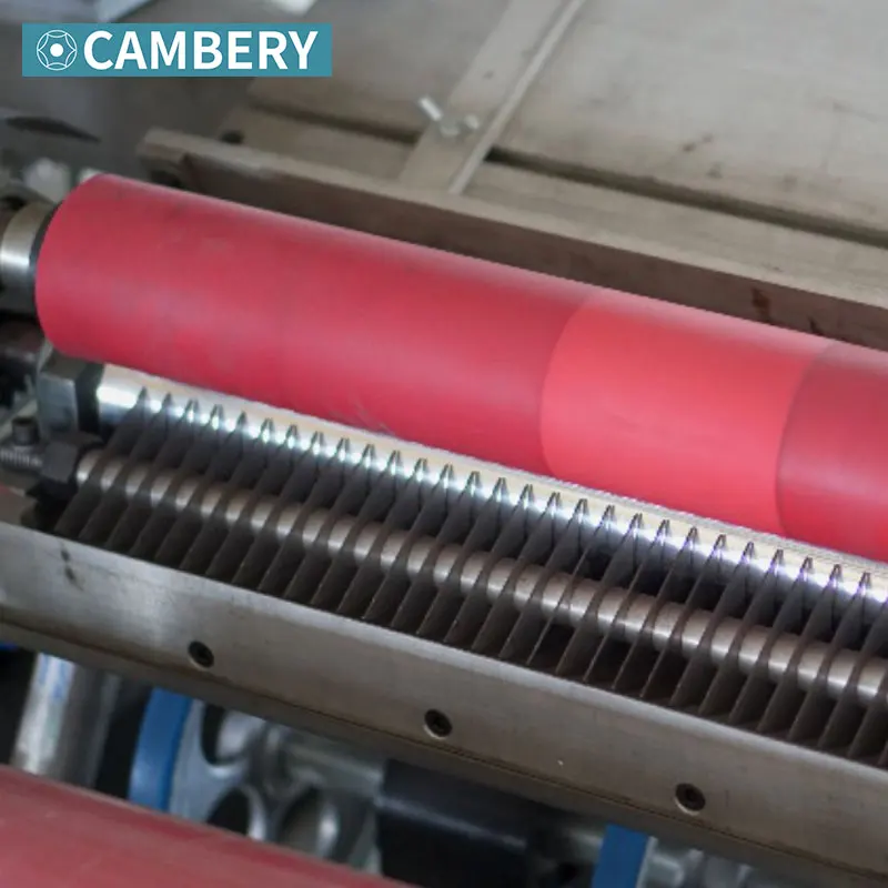 Полнофункциональный термоплавкий клей EVA, оберточная пленка из МДФ, машина для упаковки профилей ПВХ, вакуумная упаковочная машина для деревянного профиля