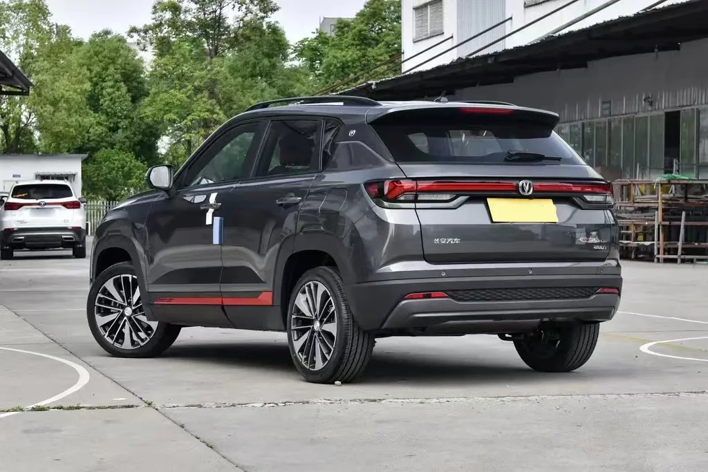 2023 Changan CS35 Plus SUV 1.4T 160hp DCT New 200km/h Turbo Engine Left Steering Leather Seats Euro VI Multi-Function Price