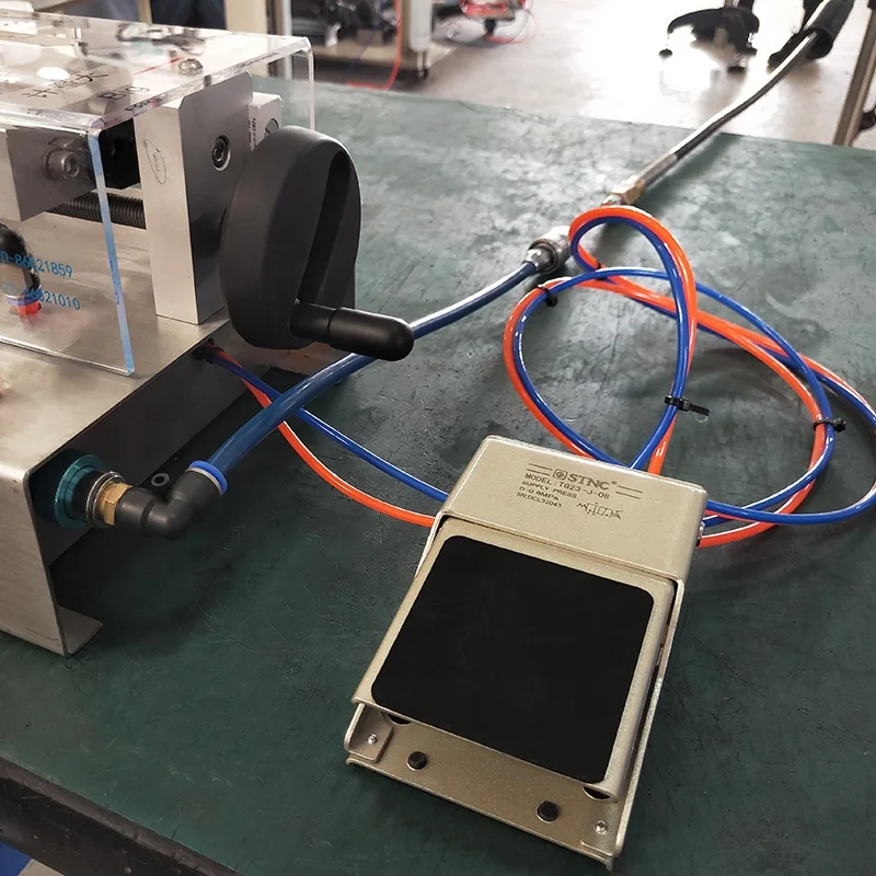 Lianmeng Semi-auto Manual Liquid Soap Filling Machine Cosmetic Toner Lotion Shampoo Filler Machinery