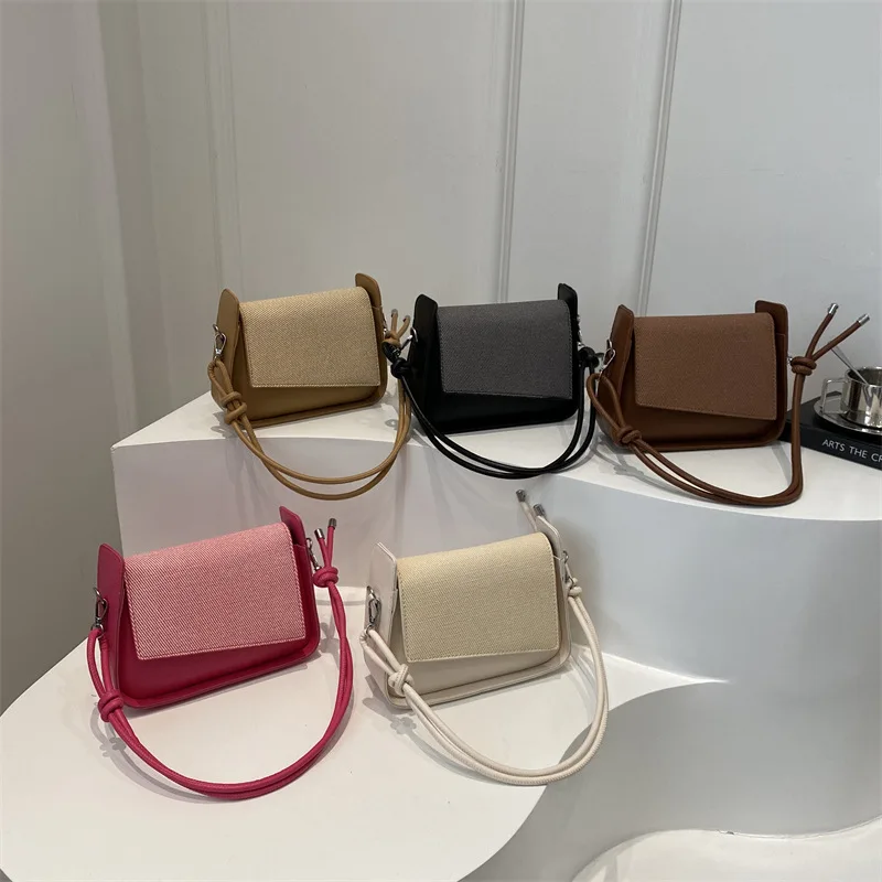 2024 new niche fashion large capacity single shoulder crossbody bag for women, Korean version retro armpit bag