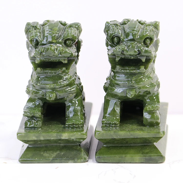 Hand Carved South African Jade Green Jade Lion Carvings Animal Carvings Home Decoration Green Jade Crystal Lion