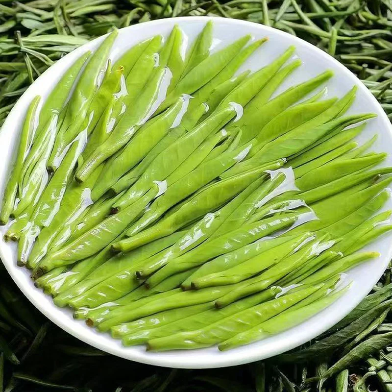 factory high quality cheap Chinese green tea High caffeine content Natural tender green tea leaves
