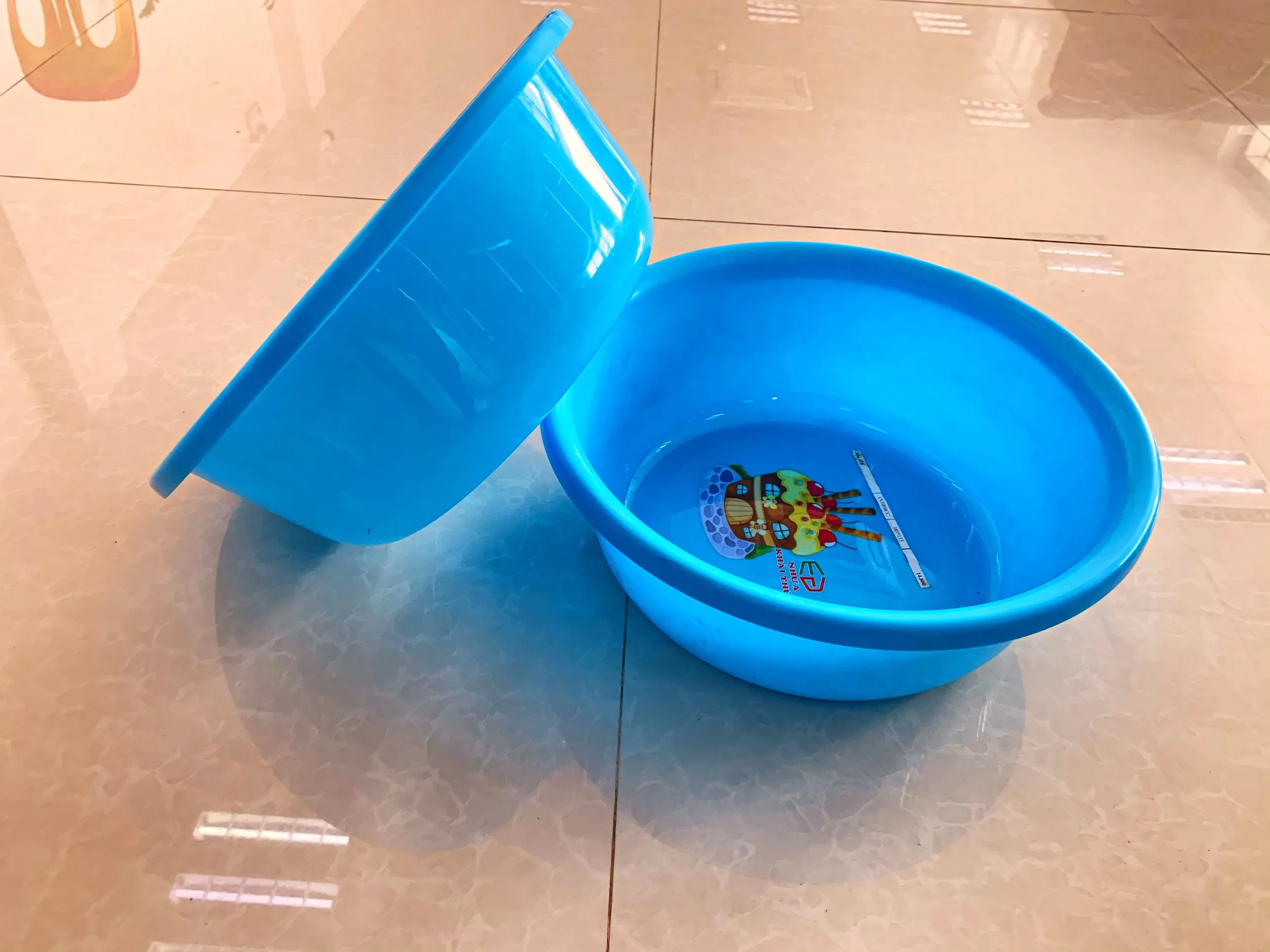 HIGH QUALITY PLASTIC WASH BASIN ( 3T8 380 * 135 )